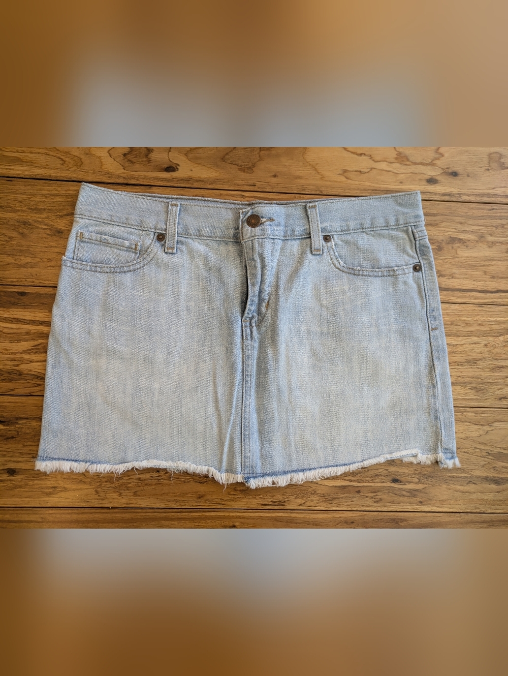 Vintage Old Navy Ultra Low Waist Denim Jean Mini Skirt Light Wash 6 Regular